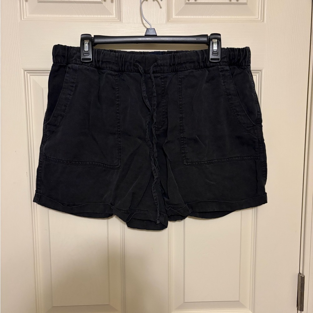 Women’s GAP Shorts